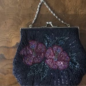 Vintage beaded shoulder purse. Evening purse. Cute coin purses
